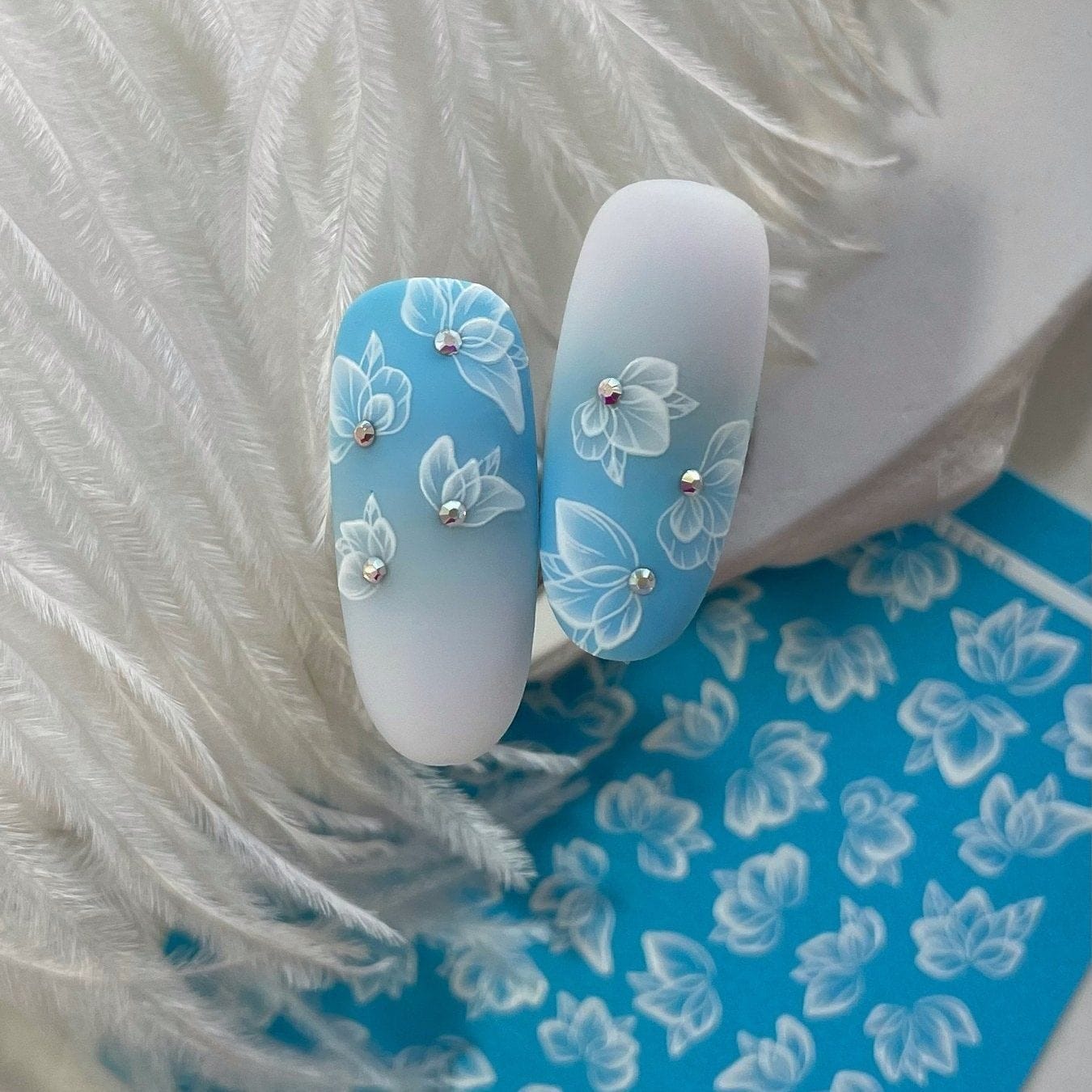XND Products 2D Nail Decal TW-447 / Nail Decal 2D White Elements/Floral & Plants/ Flower.