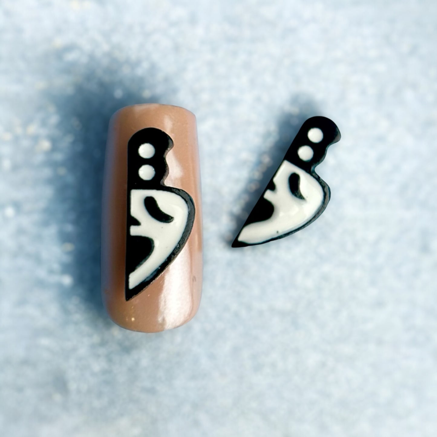 Nail Charm (2 pcs) - Scream Face Halloween knife nail art charm