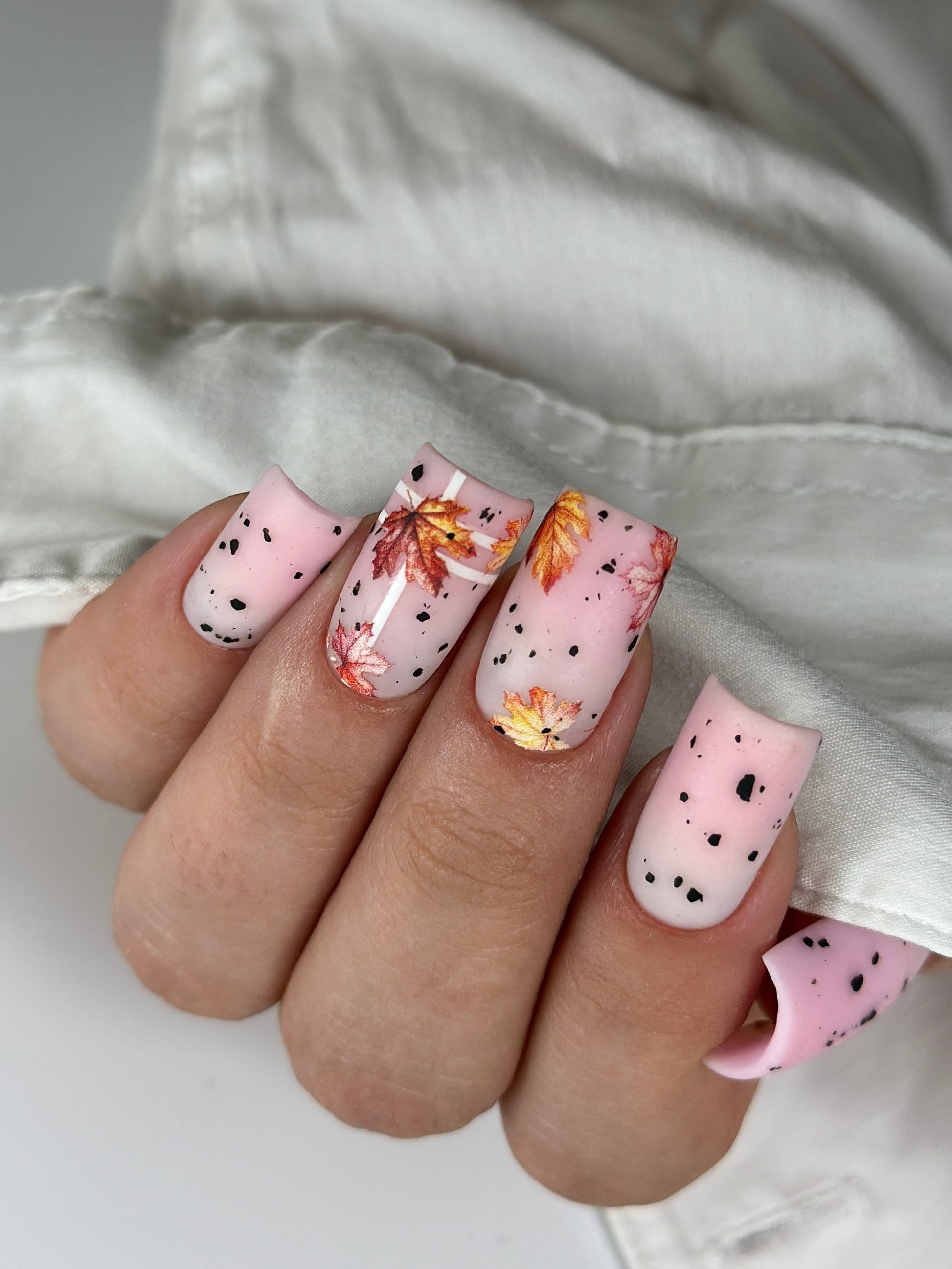 XND Products 2D Nail Decal CL-127 / Nail Decal 2D / Fall /Autumn/ Maple Leaf/ Autumn Nails