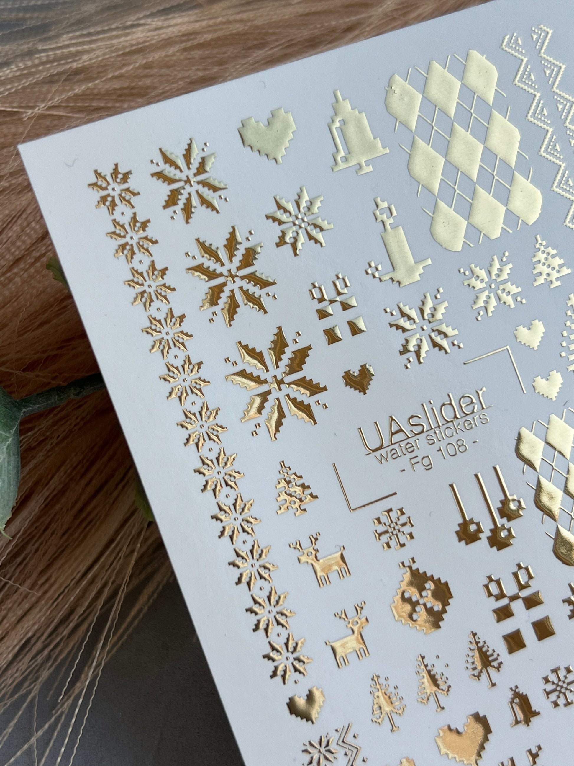 XND Products 2D Nail Decal FG-108 Gold Foil Nordic Sweater Nail Decals – Winter Snowflakes & Cozy Festive Patterns