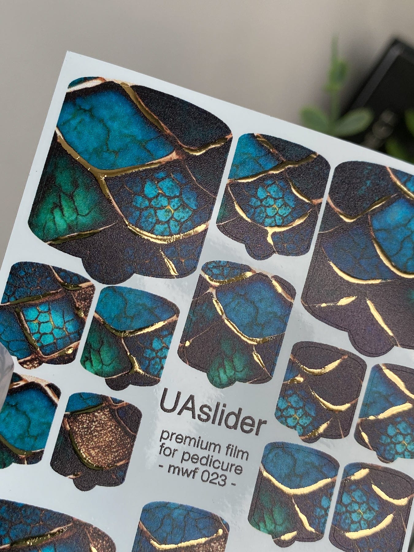 UA Slider Nail Wrap Films MWF-023 Pedicure Nail Wrap Films - Gold Foil – Full Toe Nail Art for Easy Pedicure