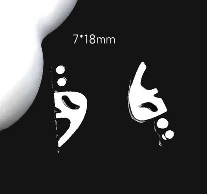 Nail Charm (2 pcs) - Scream Face Halloween knife nail art charm